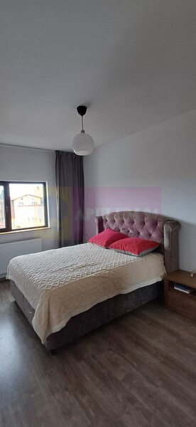 Apartament 3 camere 53mp Metrou Ap Patriei cu loc parcare inclus