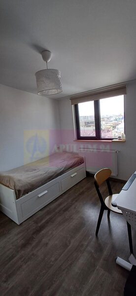 Apartament 3 camere 53mp Metrou Ap Patriei cu loc parcare inclus