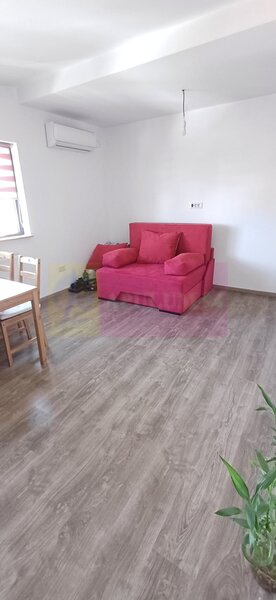 Apartament 3 camere 53mp Metrou Ap Patriei cu loc parcare inclus